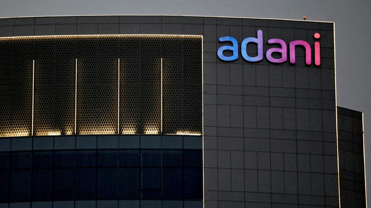 Explained | Decoding the expert committee report on Adani